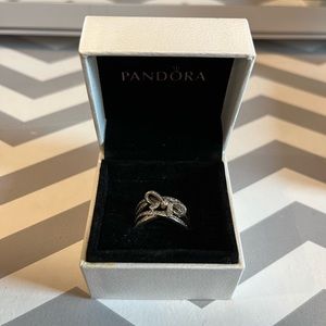 Pandora Sparkling Ribbon & Bow Ring. Size 5 (50 European sizes).